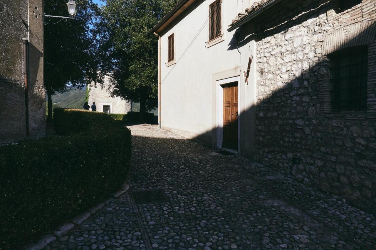 Albergo Diffuso Crispolti Labro Exterior photo