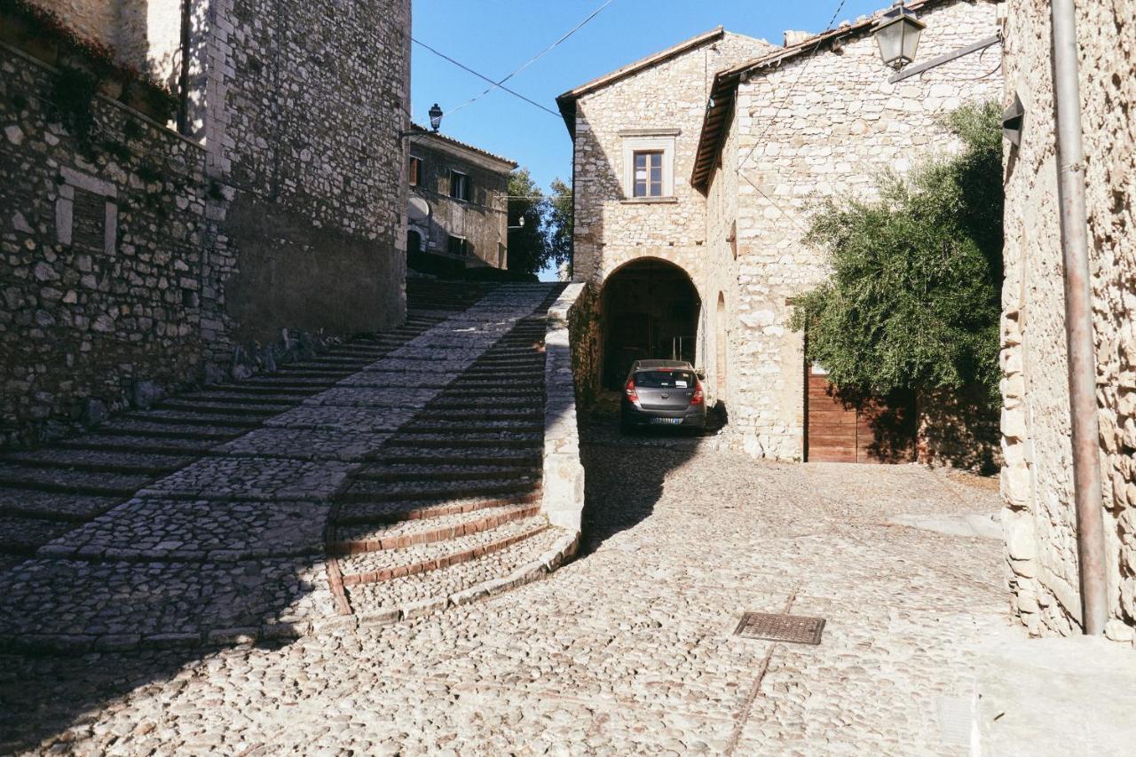 Albergo Diffuso Crispolti Labro Exterior photo