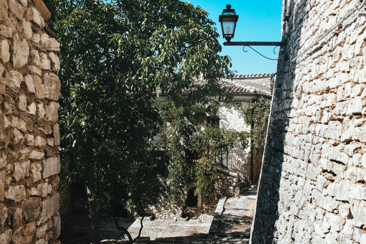 Albergo Diffuso Crispolti Labro Exterior photo