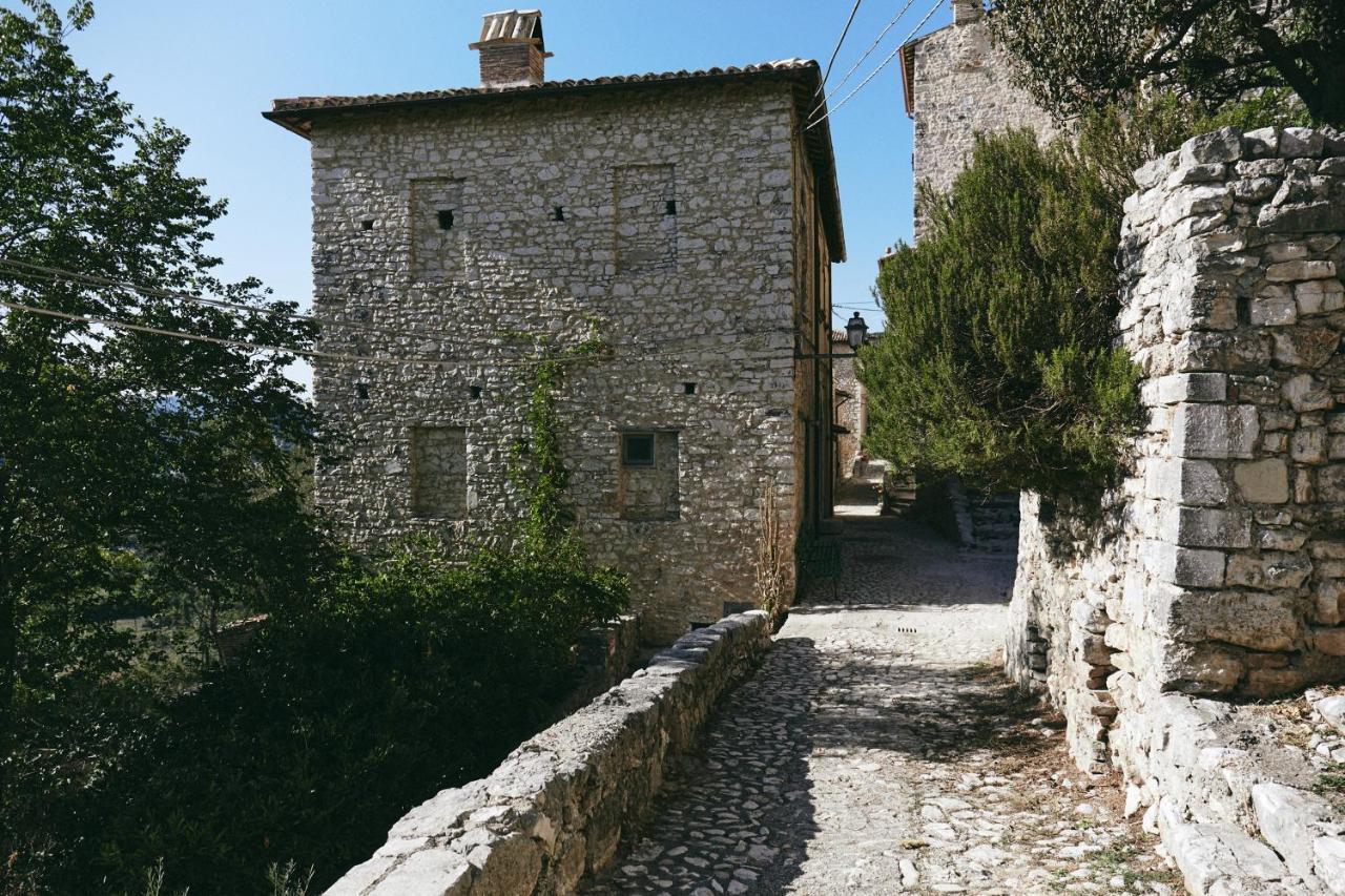 Albergo Diffuso Crispolti Labro Exterior photo
