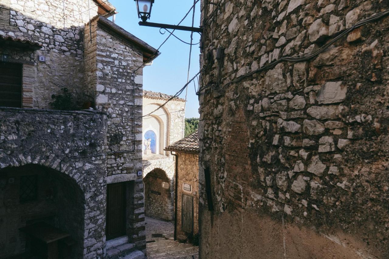 Albergo Diffuso Crispolti Labro Exterior photo