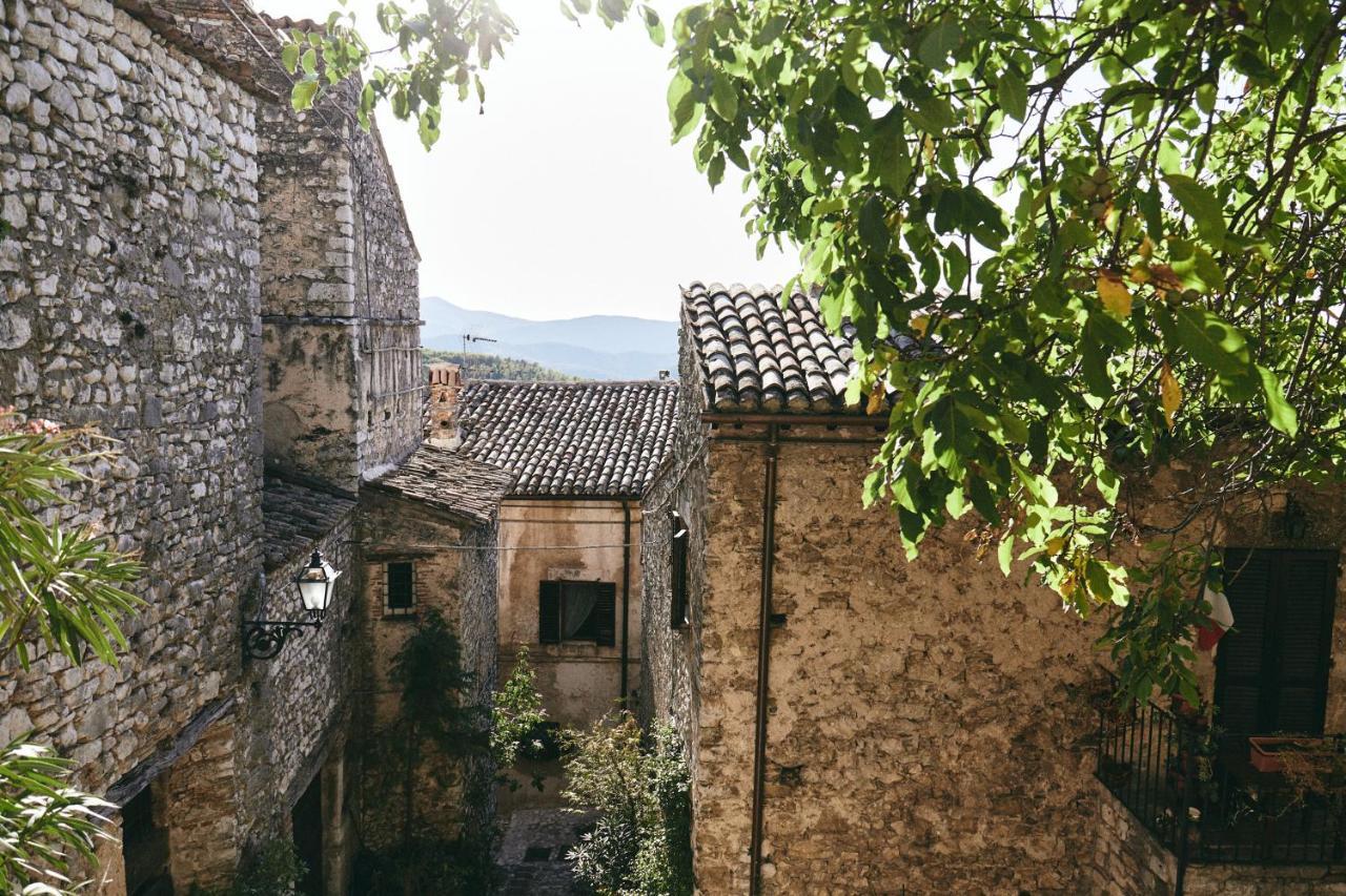 Albergo Diffuso Crispolti Labro Exterior photo